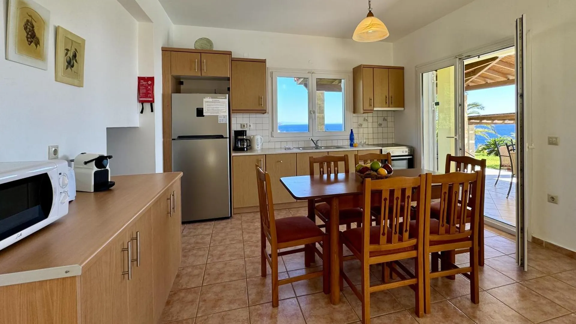 Villa Dimitra 特拉佩扎奇