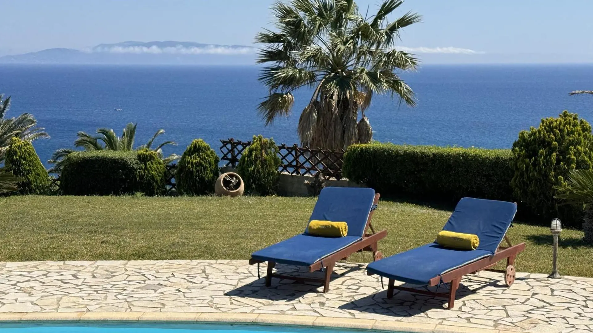 Villa Dimitra 特拉佩扎奇 0*,  希腊