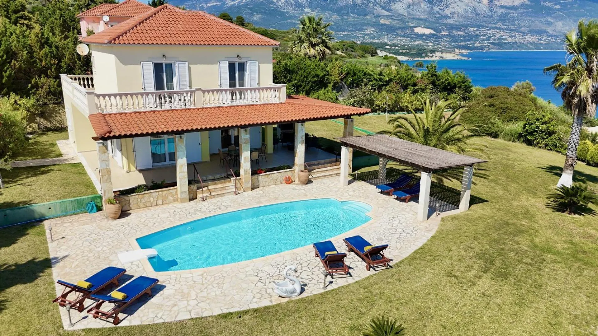 Villa Dimitra 特拉佩扎奇