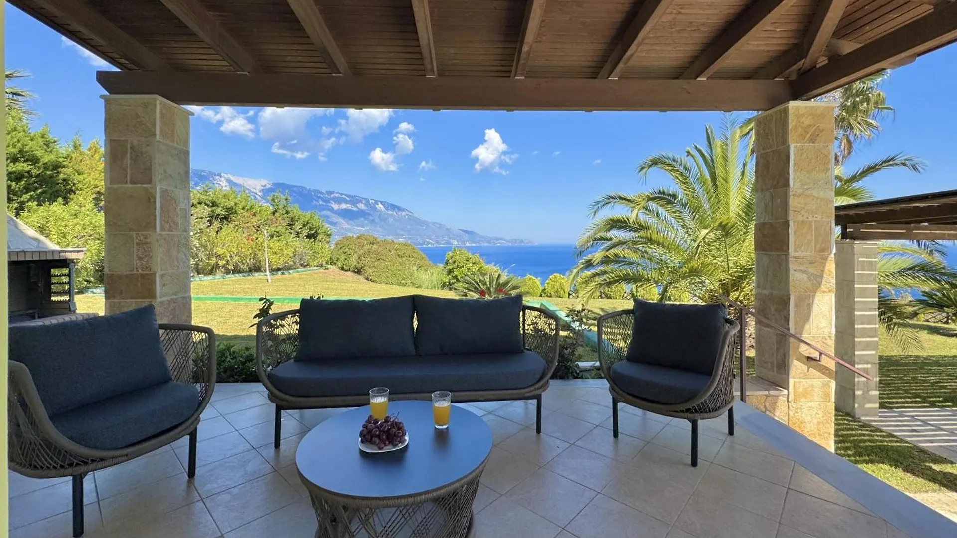 Villa Dimitra Trapezaki