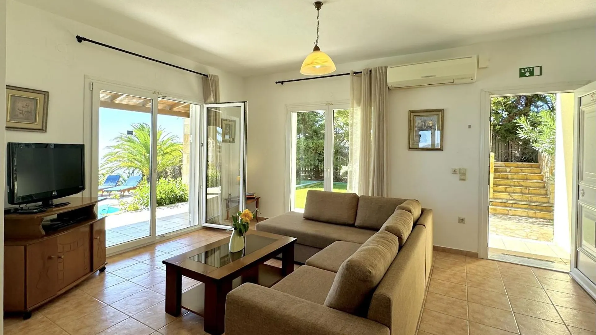 Villa Dimitra Trapezaki  Greece